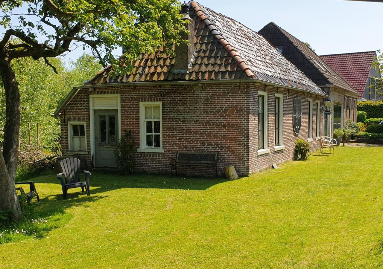 Fakansjehus Sfeervol Met Fijne Tuin Jirnsum Exterior foto